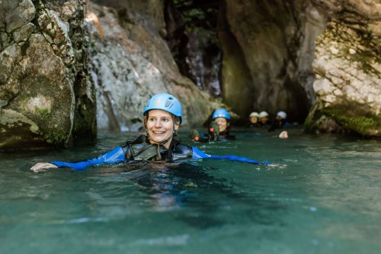 Canyoning-Tour mit Guide in einer Schlucht bei Lofer